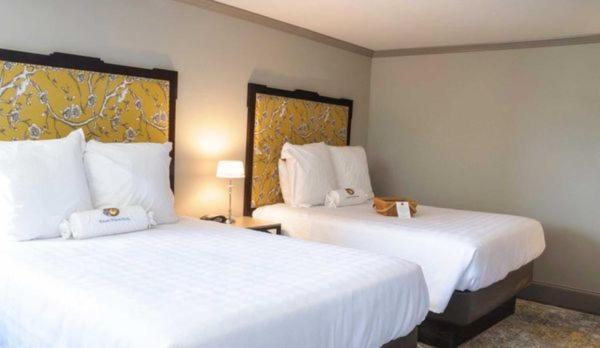 The Bolling Wilson Hotel Уайтевилл Экстерьер фото